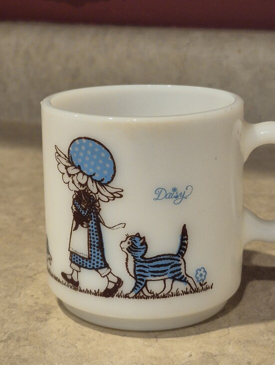 Holly Hobbie Other - Vintage Holly Hobbie Milk Glass Mug with Blue Sunbonnet Girl and Cats 1972